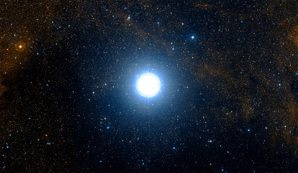 Brightest Star in Cygni Surprises Astronomers Astronomers discover polarization fluctuations in giant Deneb (α Cygni)