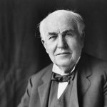 Portrait von Thomas Alva Edison im Alter von etwa 75 Jahren