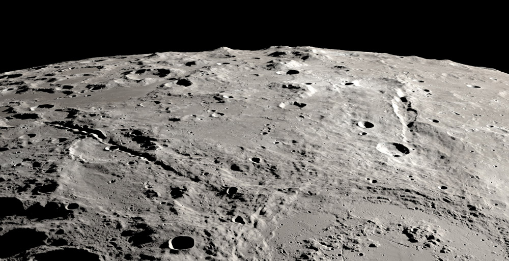 Mond: Riesenschluchten entstanden in nur zehn Minuten